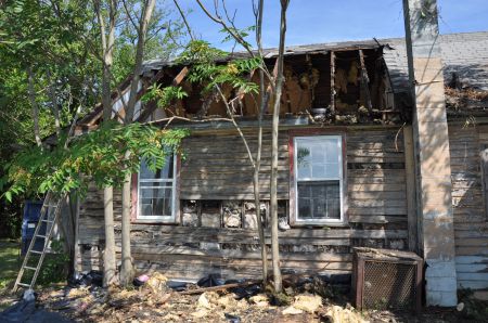 201807 - back of cottage